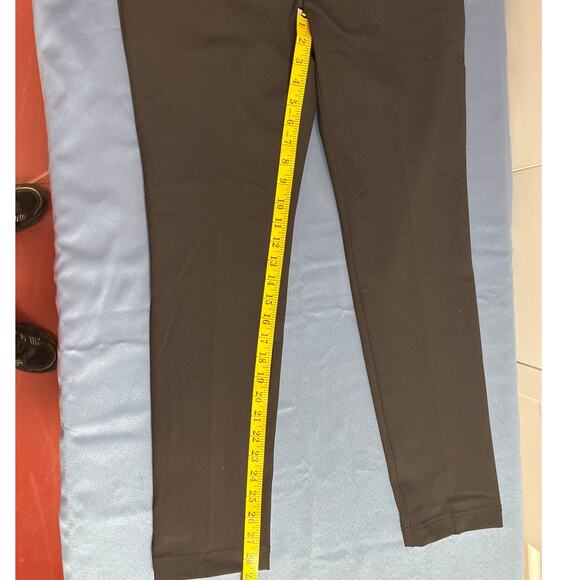 Ann Taylor Black Dress Pants Slacks Size 8 Tapered Leg Stretch Material - Picture 6 of 7